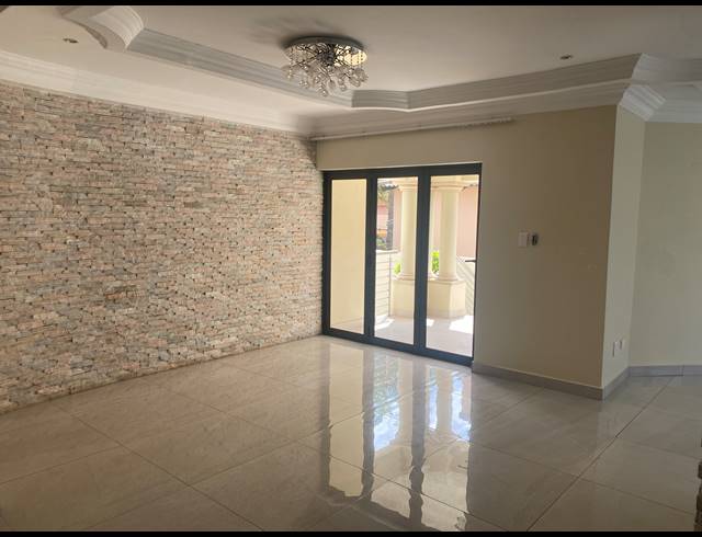 4 BEDROOM GATED ESTATE RENTED IN MOOIKLOOF GARDENS ESTATE